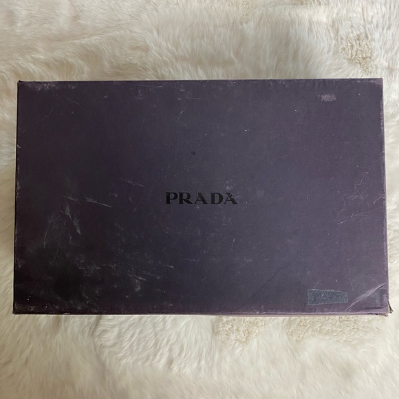 Vintage Prada snakeskin pumps - Picture 9 of 9